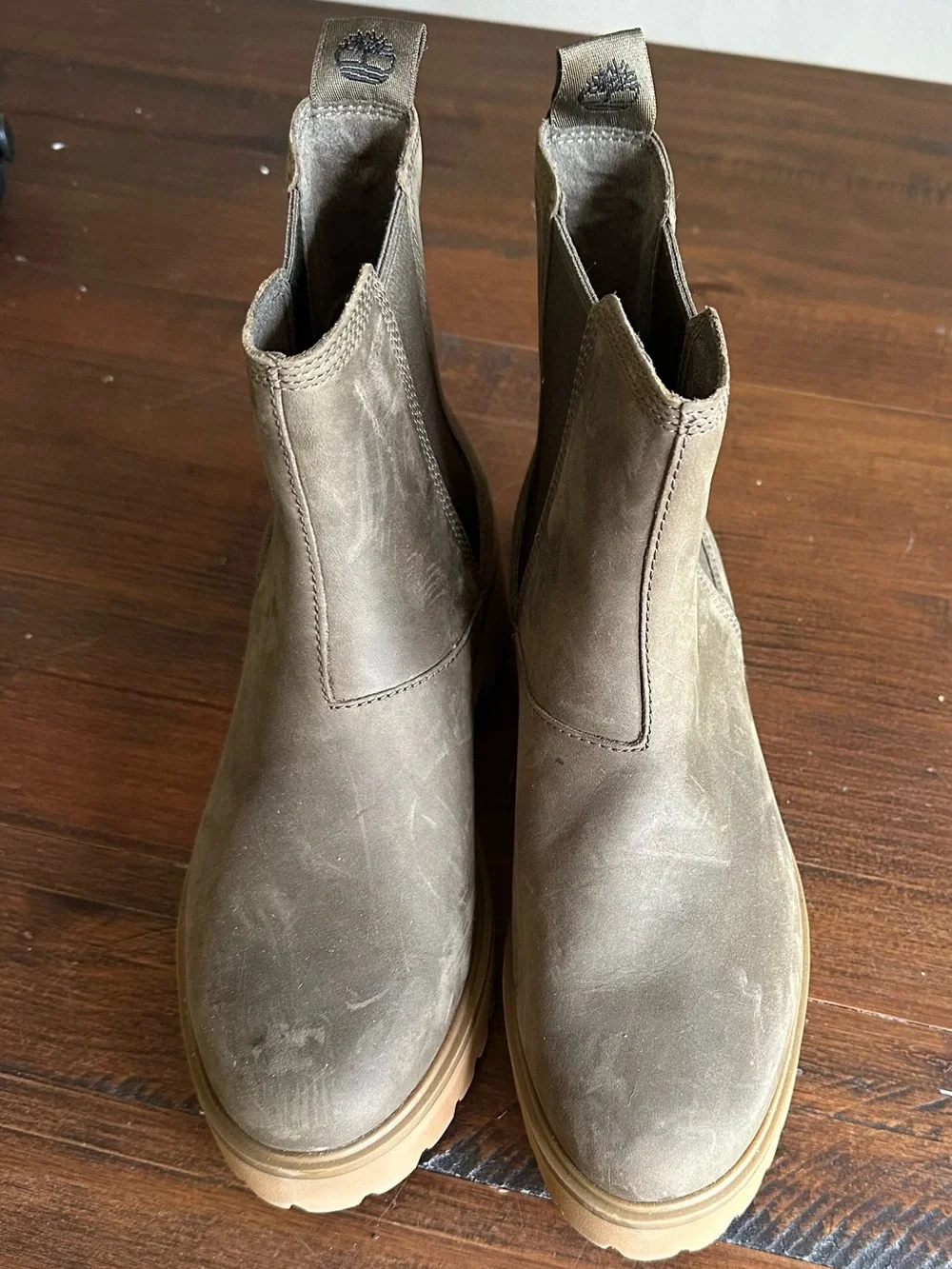Women’s Chelsea Boots